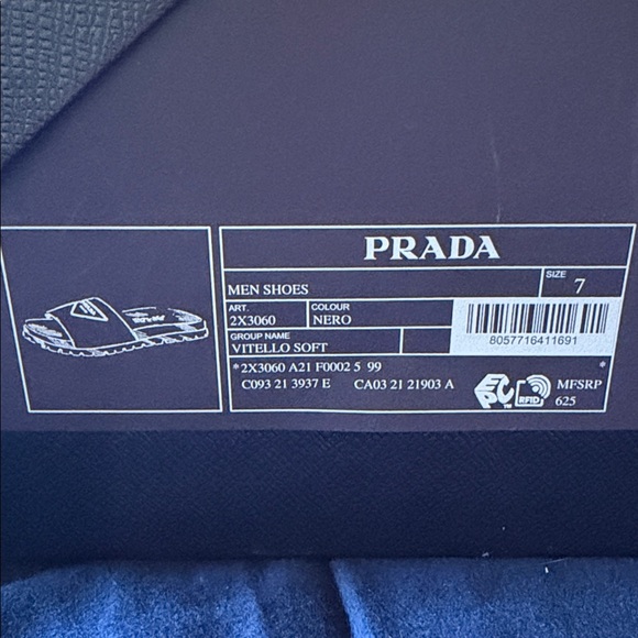 PRADA MENS SZ 7 Fits Women\'s  8.5-9.5. Leather Slide Sandals.Prada triangle logo